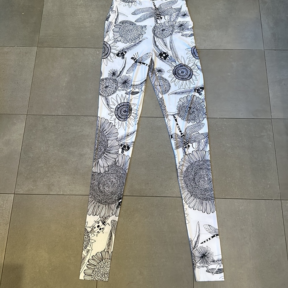Norma Kamali Women’s Leggings with Footie - Picture 4 of 14